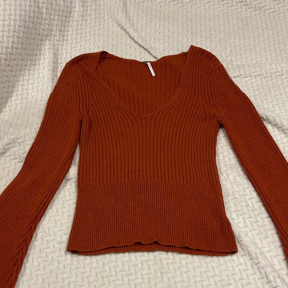 🌞Robins 🌞✨✨✨✨Free People Sweater Top Back to school clothes trendy tops pumpkin - Picture 11 of 12